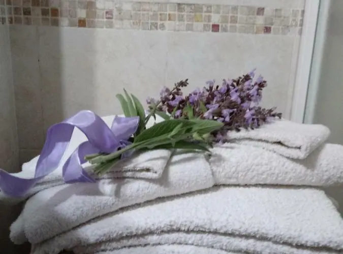 Mal Parata בית חווה אלבניה